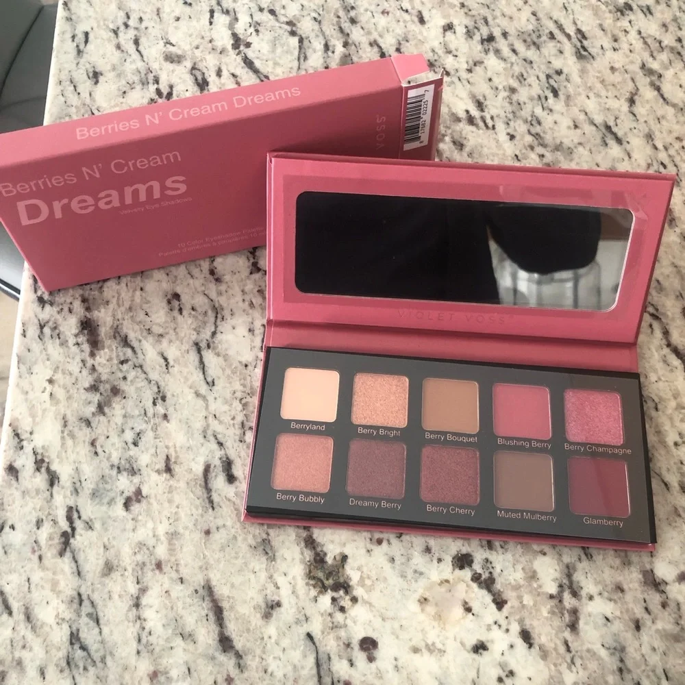 Violet Voss, berries and cream’s dream velvety eyeshadows, 10 color palette new